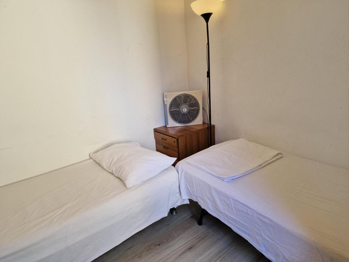 Private Room In A Quiet Apartment In The City Center Milán Exteriér fotografie
